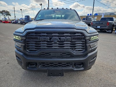 2027 RAM 3500 RAM 3500 TRADESMAN CREW CAB 4X4 8' BOX
