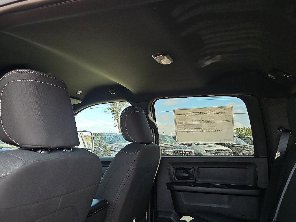 2027 RAM 3500 RAM 3500 TRADESMAN CREW CAB 4X4 8' BOX