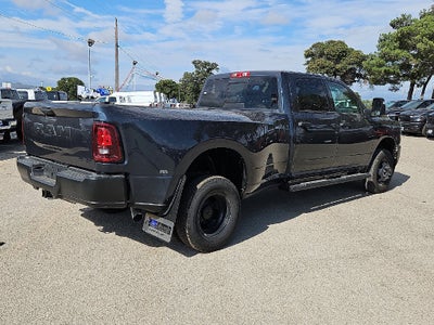 2027 RAM 3500 RAM 3500 TRADESMAN CREW CAB 4X4 8' BOX