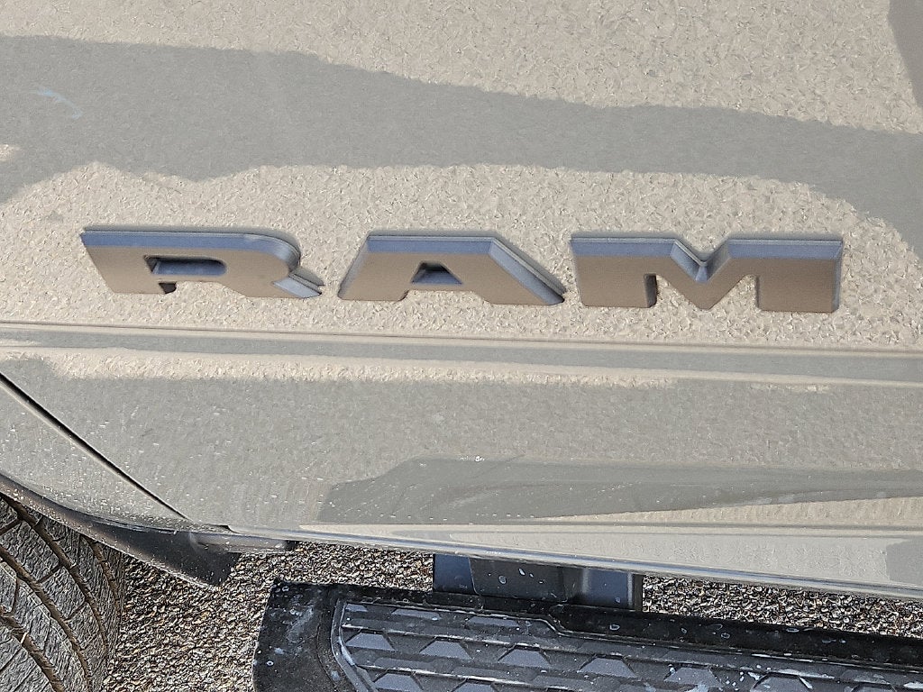 2027 RAM 3500 RAM 3500 LONE STAR CREW CAB 4X4 8' BOX