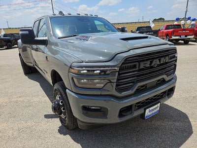2026 RAM Ram 3500 RAM 3500 LARAMIE CREW CAB 4X4 8' BOX