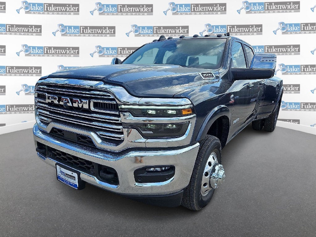2027 RAM 3500 RAM 3500 LARAMIE CREW CAB 4X4 8' BOX