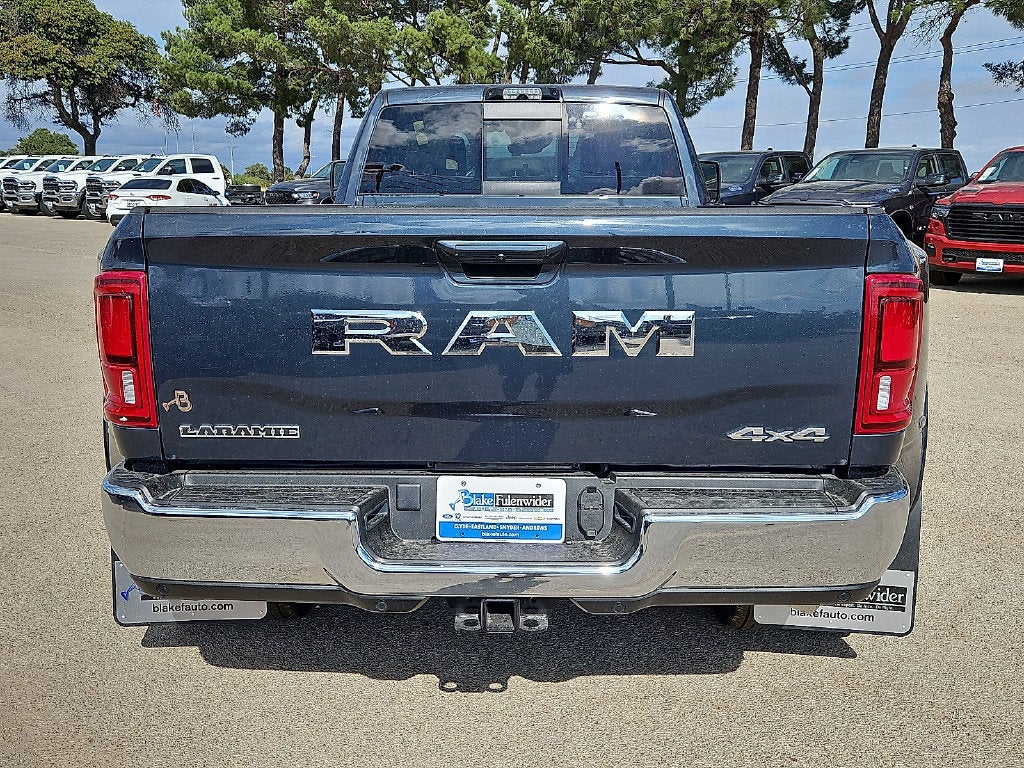 2027 RAM 3500 RAM 3500 LARAMIE CREW CAB 4X4 8' BOX