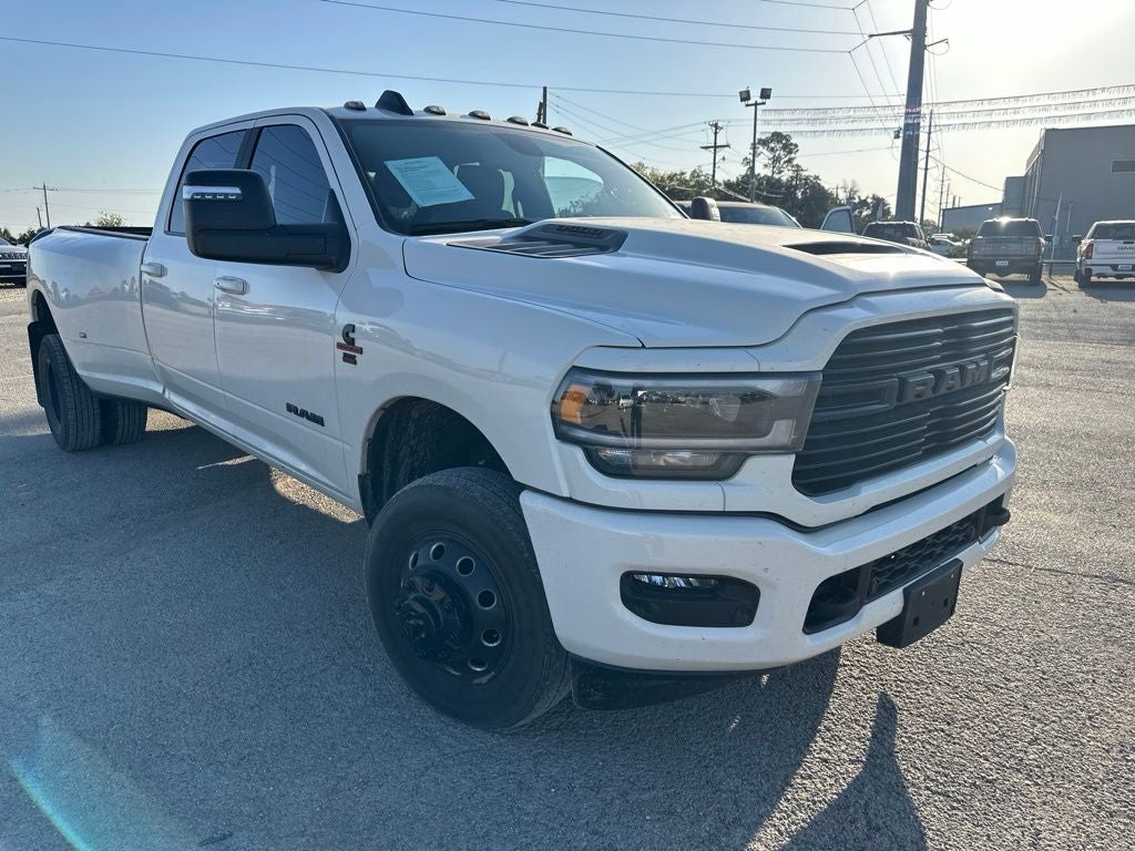 2023 RAM 3500 Laramie Crew Cab 4x4 8' Box