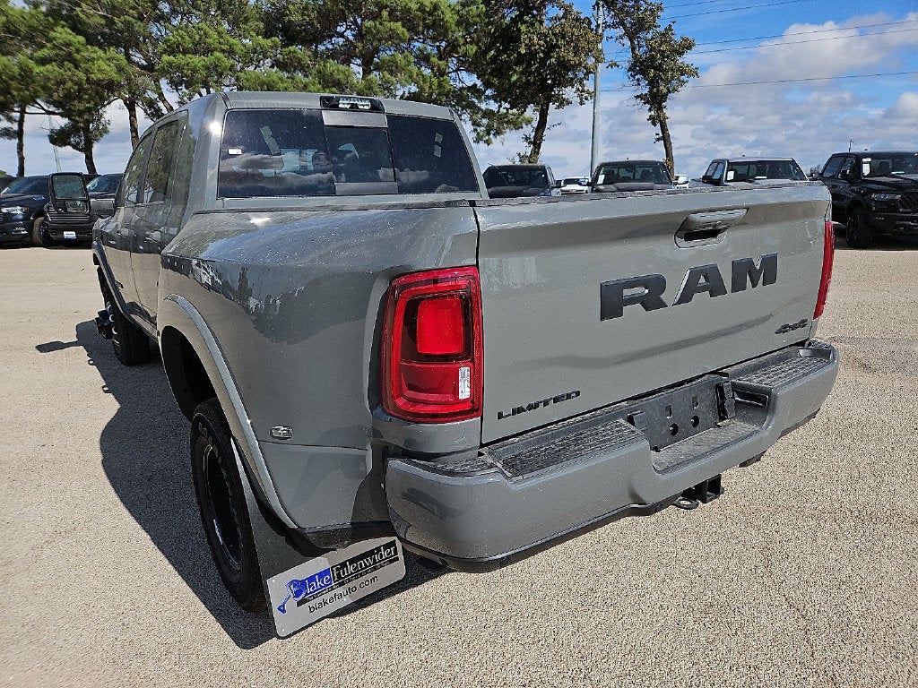 2027 RAM 3500 RAM 3500 LIMITED MEGA CAB 4X4 6'4' BOX