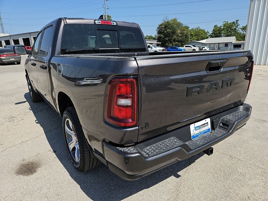 2026 RAM Ram 1500 RAM 1500 EXPRESS CREW CAB 4X2 5'7' BOX