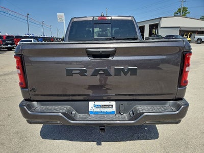 2026 RAM Ram 1500 RAM 1500 EXPRESS CREW CAB 4X2 5'7' BOX