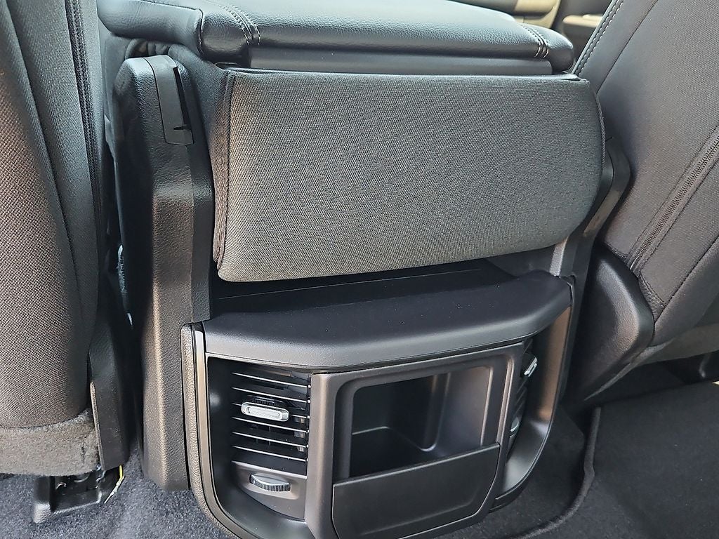 2026 RAM Ram 1500 RAM 1500 EXPRESS CREW CAB 4X2 5'7' BOX