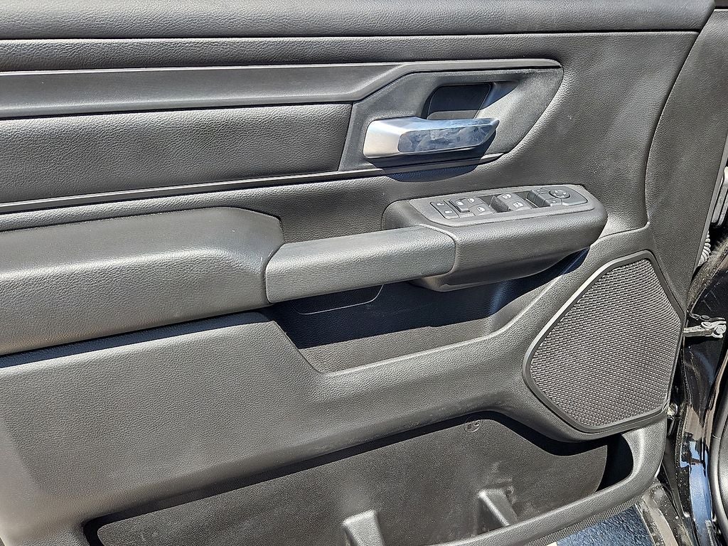 2026 RAM Ram 1500 RAM 1500 EXPRESS CREW CAB 4X2 5'7' BOX