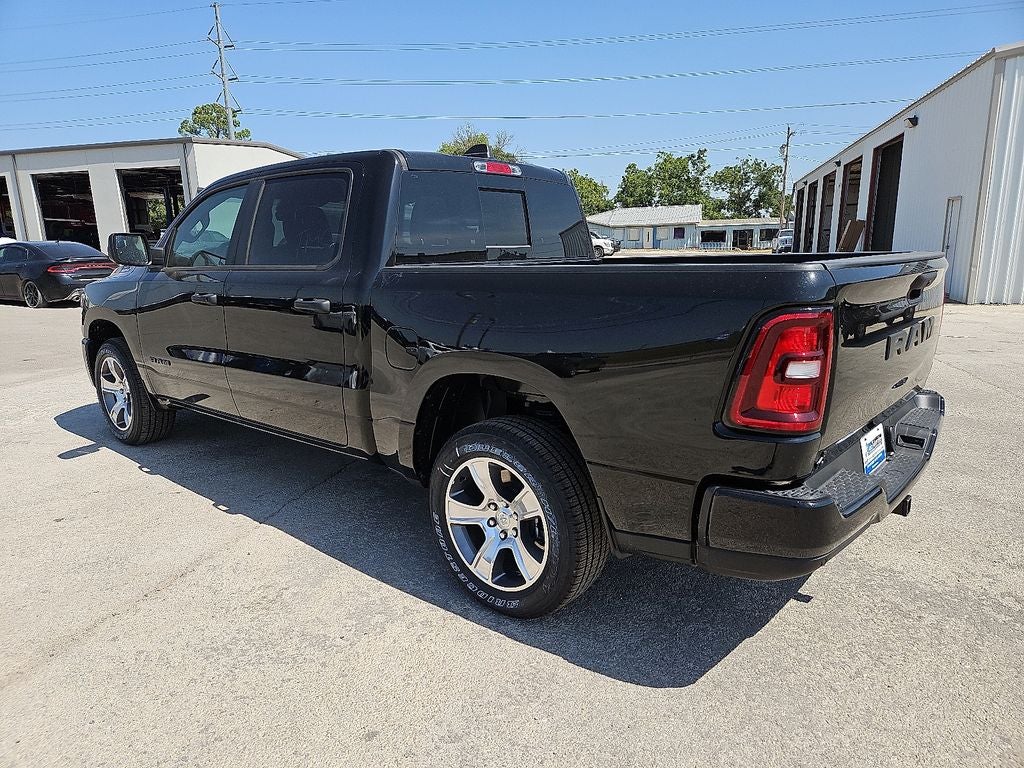 2026 RAM Ram 1500 RAM 1500 EXPRESS CREW CAB 4X2 5'7' BOX