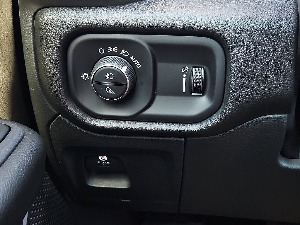 2026 RAM Ram 1500 RAM 1500 WARLOCK CREW CAB 4X4 5'7' BOX