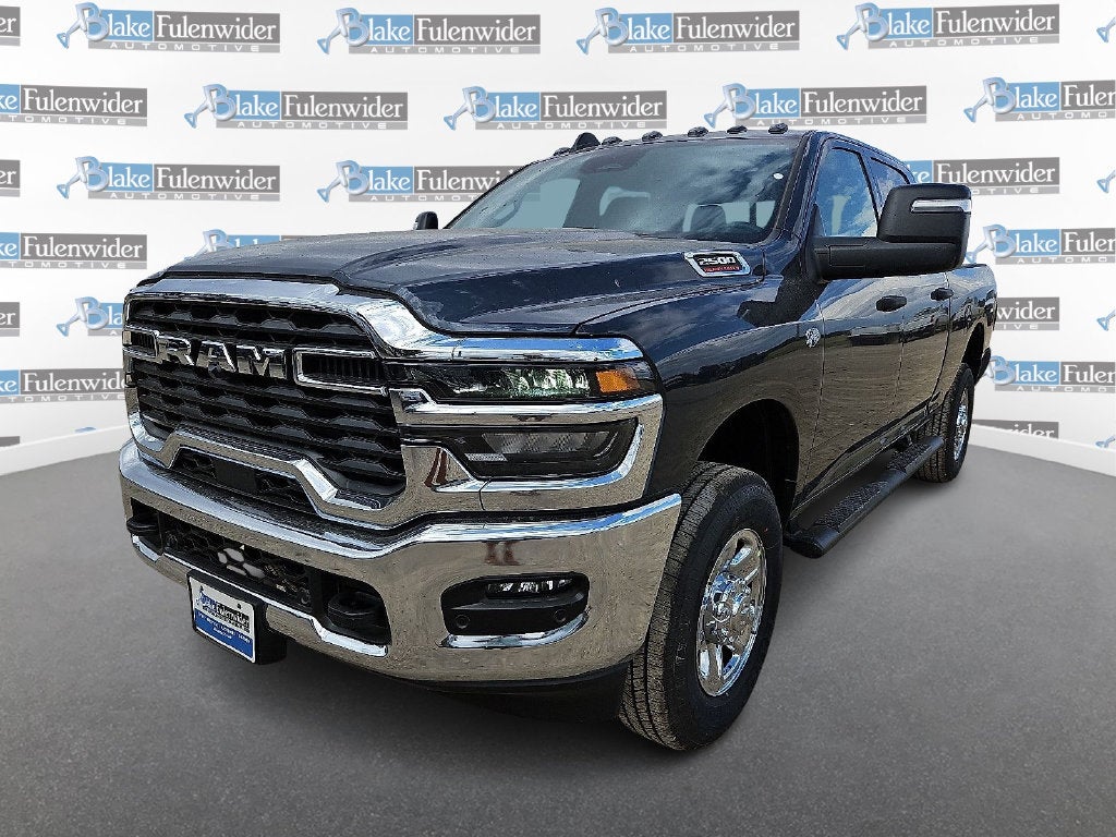 2027 RAM 2500 RAM 2500 TRADESMAN CREW CAB 4X4 6'4' BOX