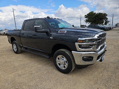 2027 RAM 2500 RAM 2500 TRADESMAN CREW CAB 4X4 6'4' BOX