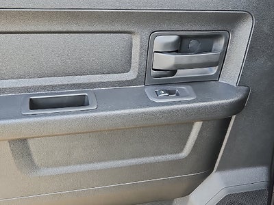 2027 RAM 2500 RAM 2500 TRADESMAN CREW CAB 4X4 6'4' BOX