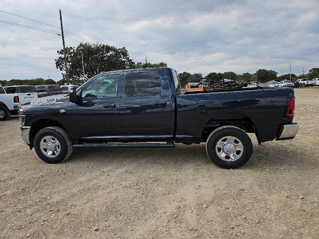 2027 RAM 2500 RAM 2500 TRADESMAN CREW CAB 4X4 6'4' BOX