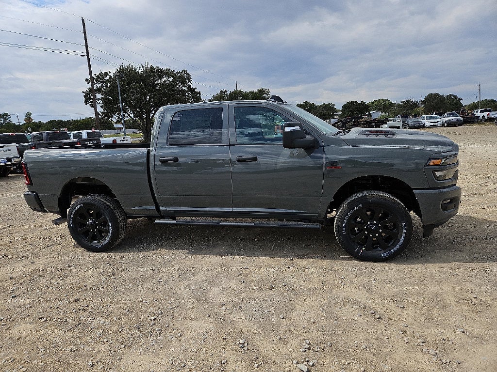 2027 RAM 2500 RAM 2500 BLACK EXPRESS CREW CAB 4X4 6'4' BOX
