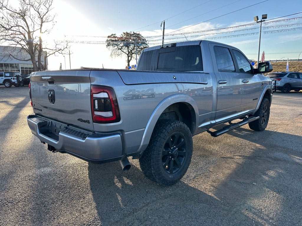 2022 RAM 2500 Laramie Crew Cab 4x4 6'4' Box