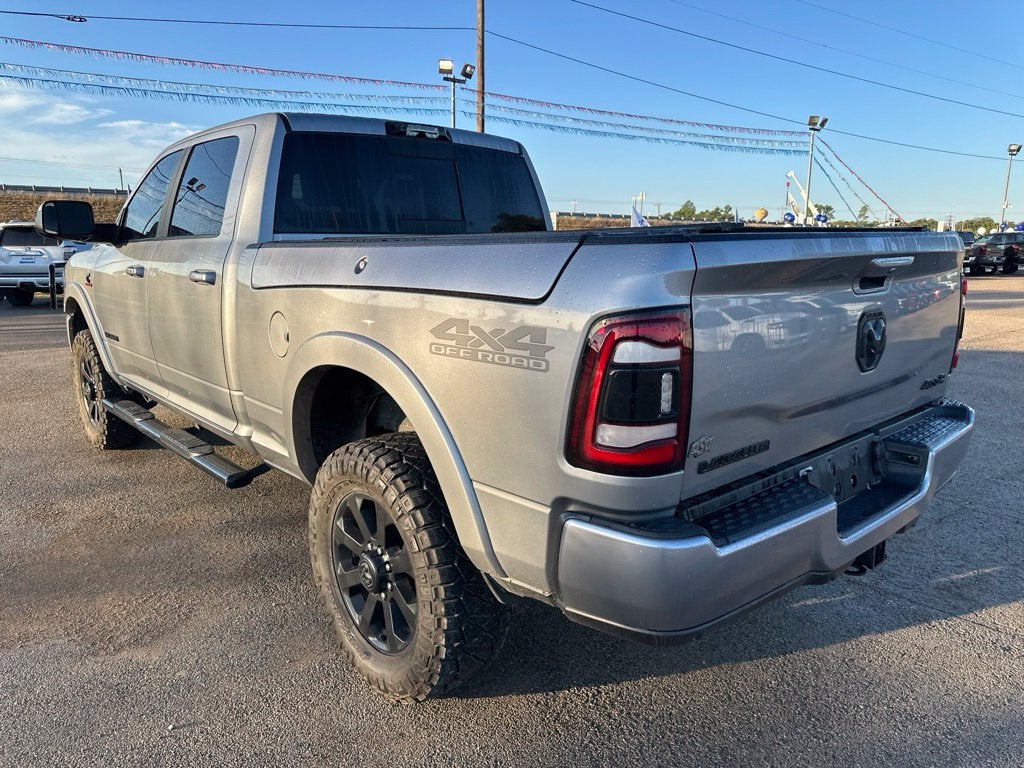 2022 RAM 2500 Laramie Crew Cab 4x4 6'4' Box