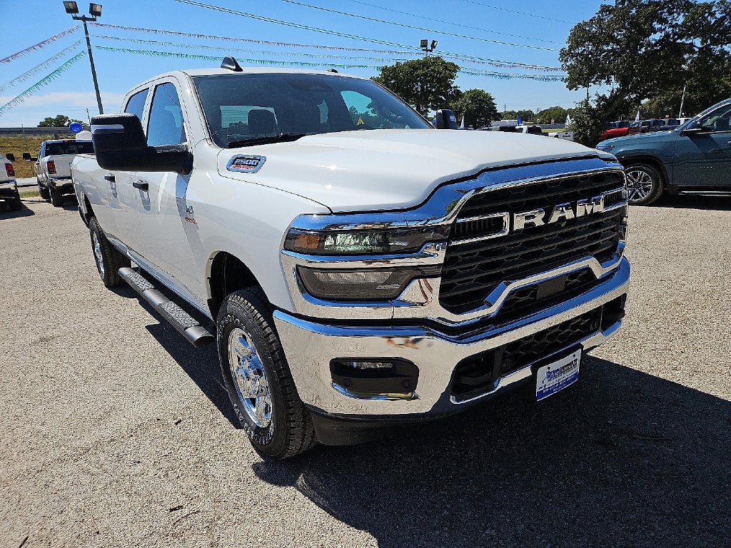 2027 RAM 2500 RAM 2500 TRADESMAN CREW CAB 4X4 8' BOX