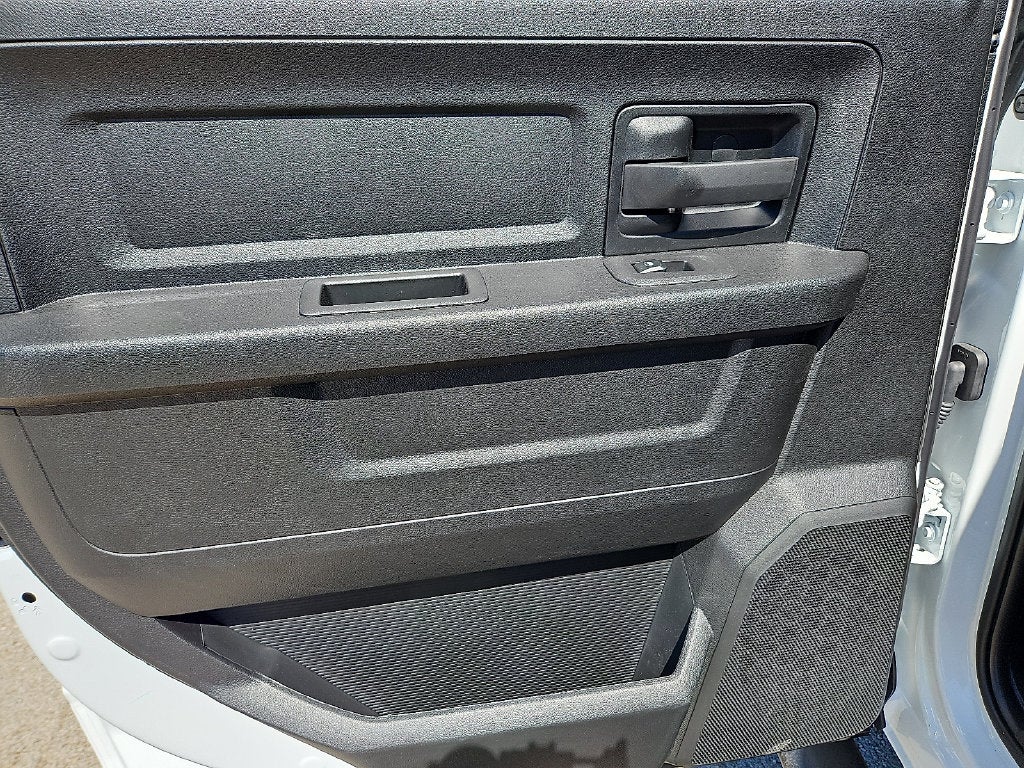 2027 RAM 2500 RAM 2500 TRADESMAN CREW CAB 4X4 8' BOX