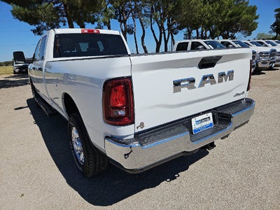 2027 RAM 2500 RAM 2500 TRADESMAN CREW CAB 4X4 8' BOX