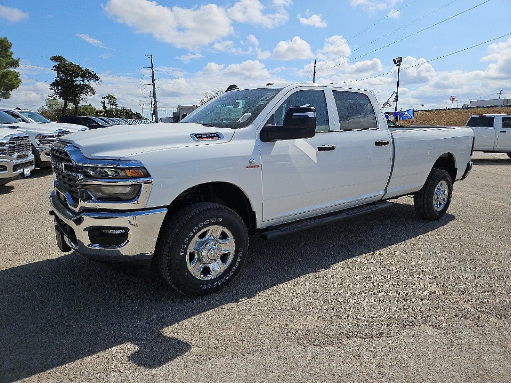 2027 RAM 2500 RAM 2500 TRADESMAN CREW CAB 4X4 8' BOX