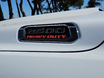 2027 RAM 2500 RAM 2500 TRADESMAN CREW CAB 4X4 8' BOX