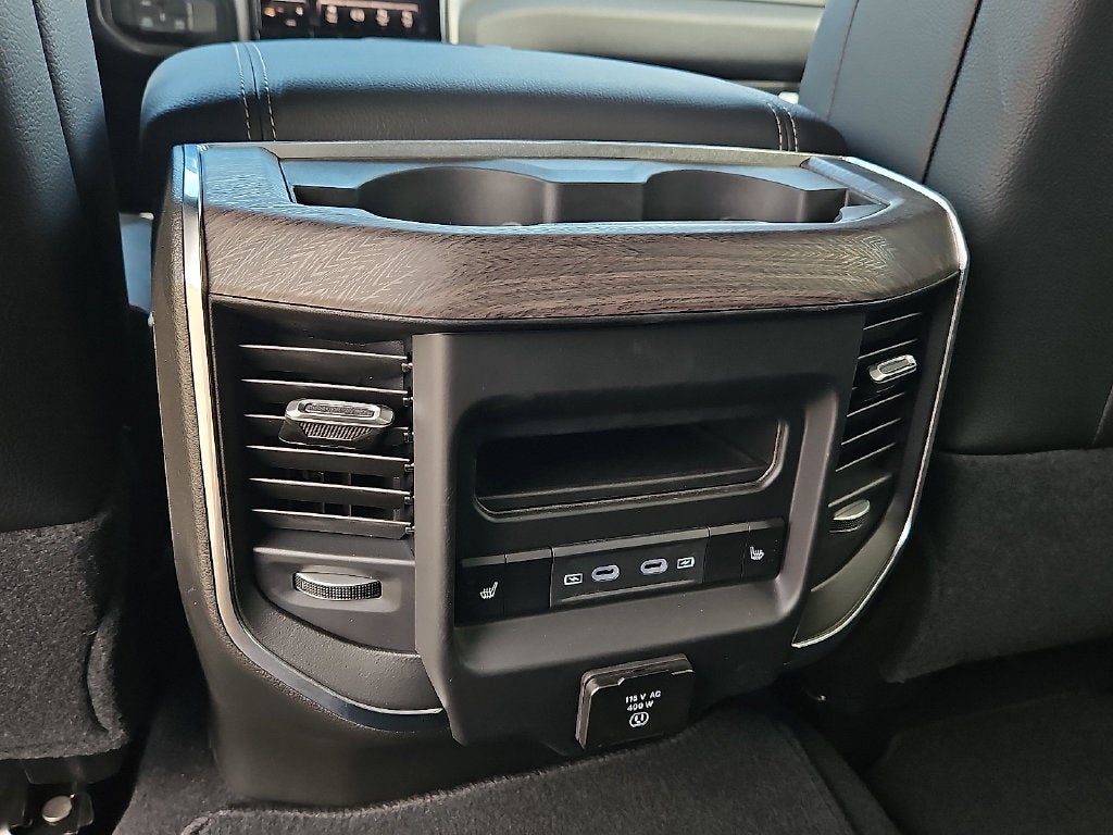 2027 RAM 2500 RAM 2500 LARAMIE MEGA CAB 4X4 6'4' BOX