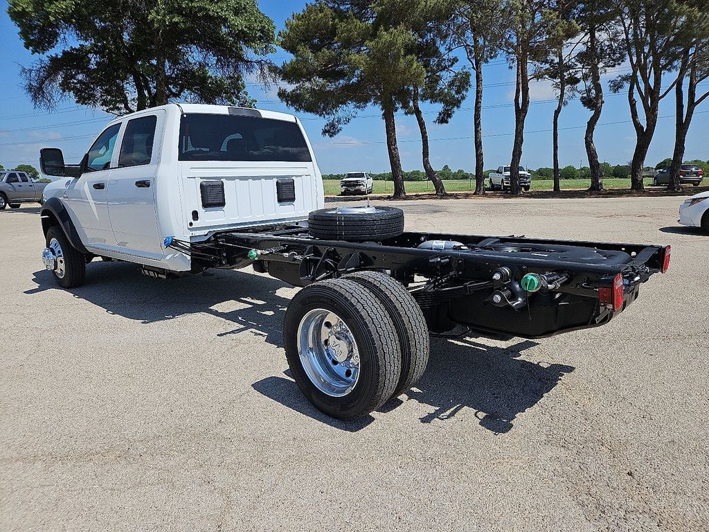 2026 RAM Ram 5500 Chassis Cab RAM 5500 TRADESMAN CHASSIS CREW CAB 4X4 84' CA