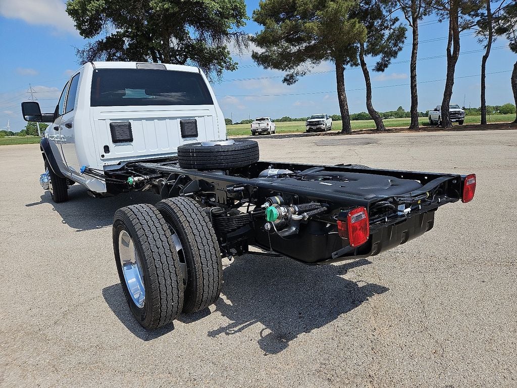 2026 RAM Ram 5500 Chassis Cab RAM 5500 TRADESMAN CHASSIS CREW CAB 4X4 84' CA