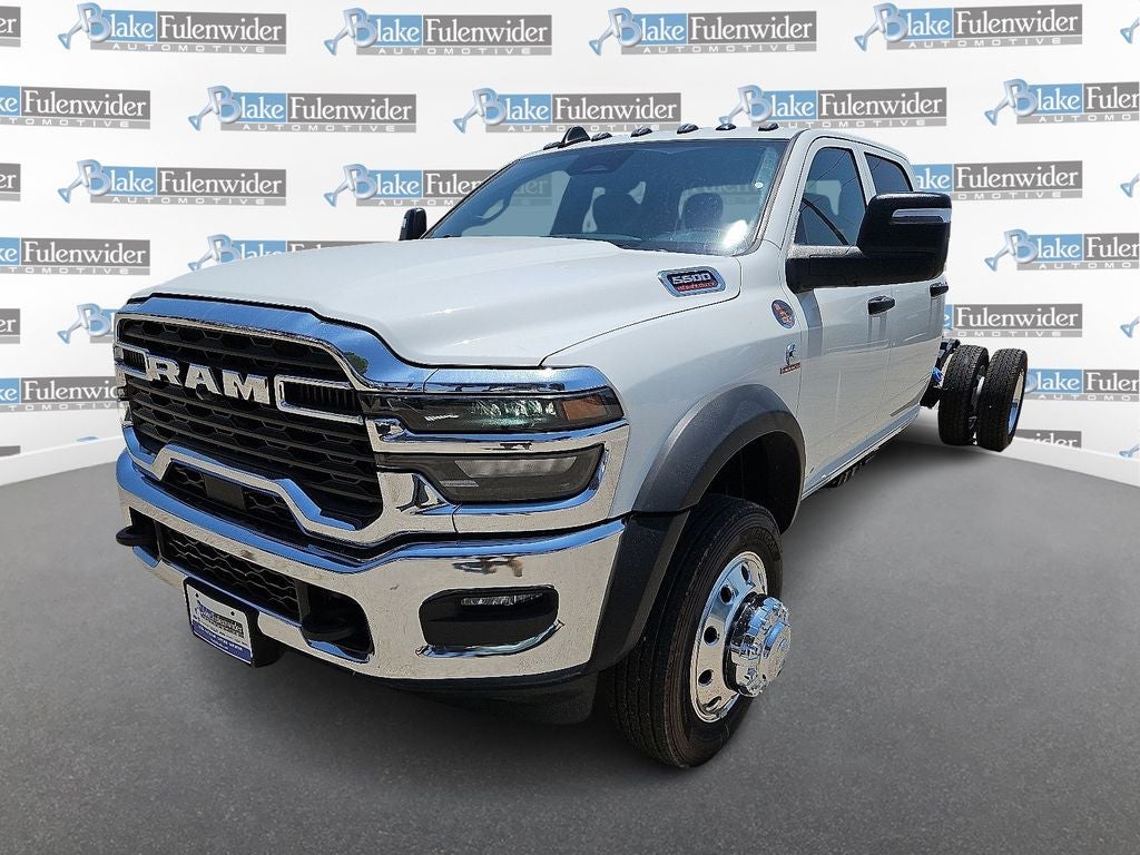 2026 RAM Ram 5500 Chassis Cab RAM 5500 TRADESMAN CHASSIS CREW CAB 4X4 84' CA