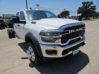 2026 RAM Ram 5500 Chassis Cab RAM 5500 TRADESMAN CHASSIS CREW CAB 4X4 84' CA