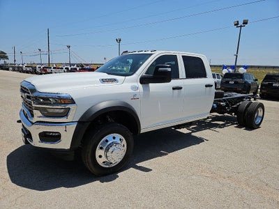 2026 RAM Ram 5500 Chassis Cab RAM 5500 TRADESMAN CHASSIS CREW CAB 4X4 84' CA