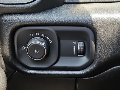 2026 RAM Ram 5500 Chassis Cab RAM 5500 TRADESMAN CHASSIS CREW CAB 4X4 84' CA