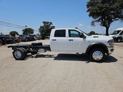 2026 RAM Ram 5500 Chassis Cab RAM 5500 TRADESMAN CHASSIS CREW CAB 4X4 84' CA