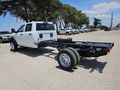2026 RAM Ram 5500 Chassis Cab RAM 5500 TRADESMAN CHASSIS CREW CAB 4X4 84' CA