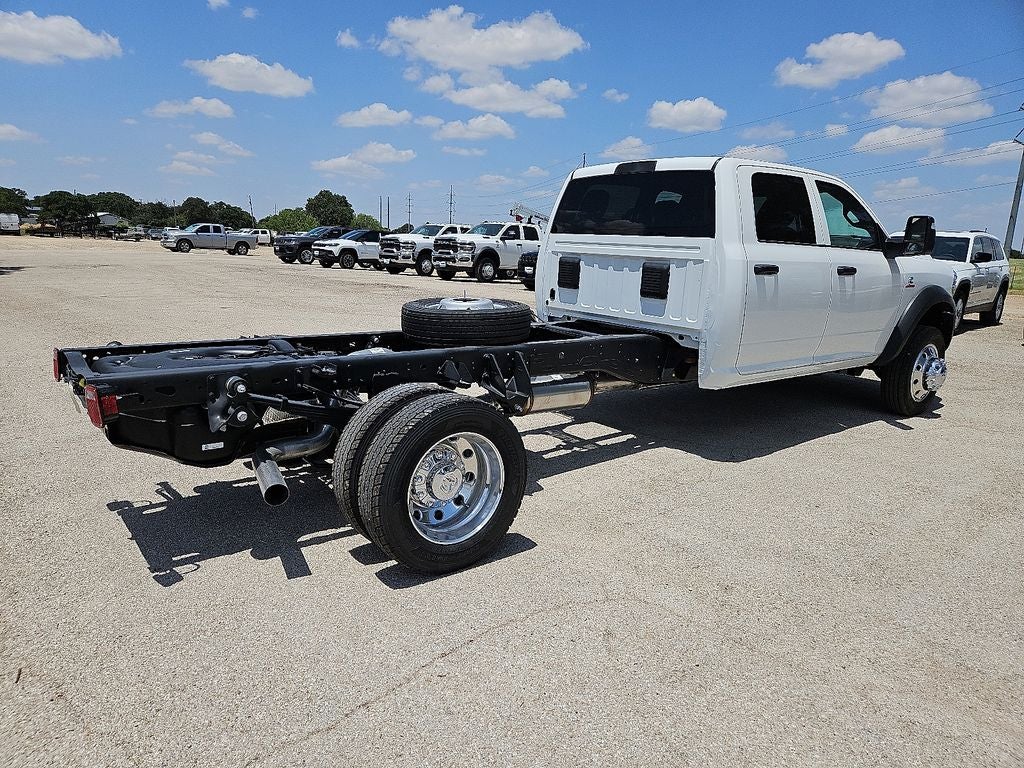 2026 RAM Ram 5500 Chassis Cab RAM 5500 TRADESMAN CHASSIS CREW CAB 4X4 84' CA