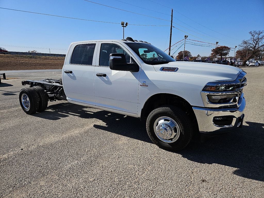 2026 RAM Ram 3500 Chassis Cab RAM 3500 TRADESMAN CREW CAB CHASSIS 4X4 60' CA