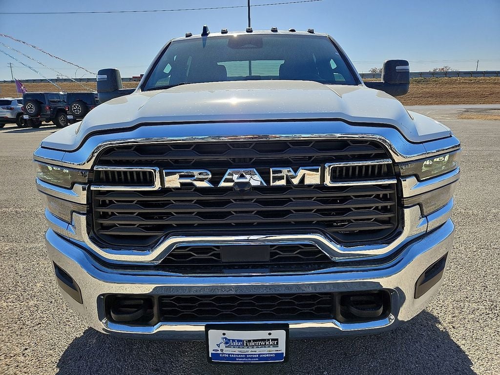 2026 RAM Ram 3500 Chassis Cab RAM 3500 TRADESMAN CREW CAB CHASSIS 4X4 60' CA