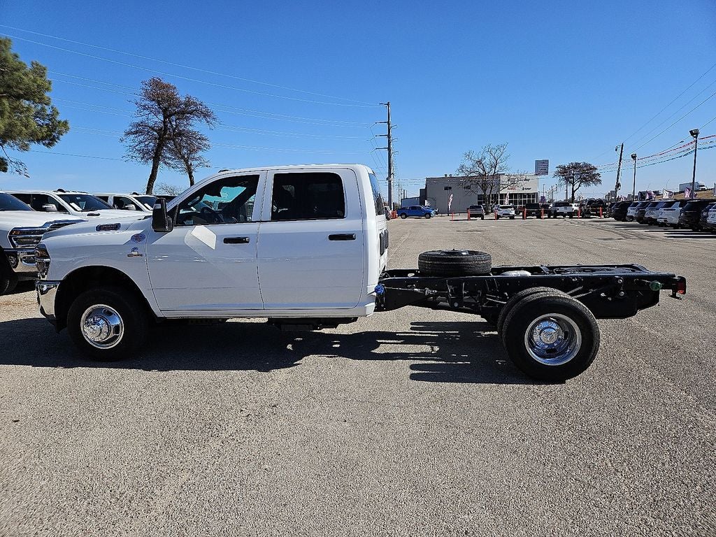 2026 RAM Ram 3500 Chassis Cab RAM 3500 TRADESMAN CREW CAB CHASSIS 4X4 60' CA