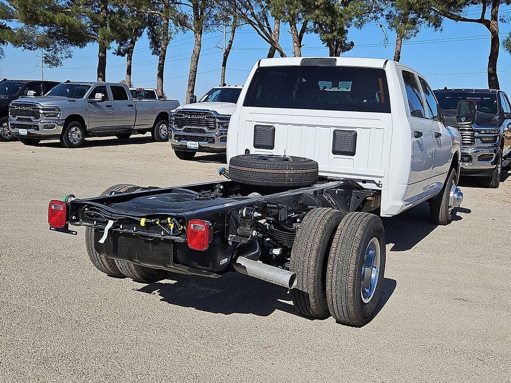 2026 RAM Ram 3500 Chassis Cab RAM 3500 TRADESMAN CREW CAB CHASSIS 4X4 60' CA