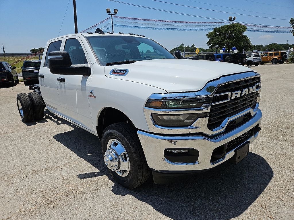 2026 RAM Ram 3500 Chassis Cab RAM 3500 TRADESMAN CREW CAB CHASSIS 4X4 60' CA