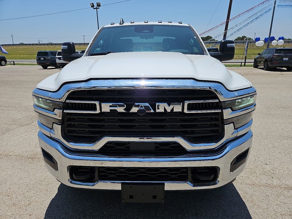 2026 RAM Ram 3500 Chassis Cab RAM 3500 TRADESMAN CREW CAB CHASSIS 4X4 60' CA