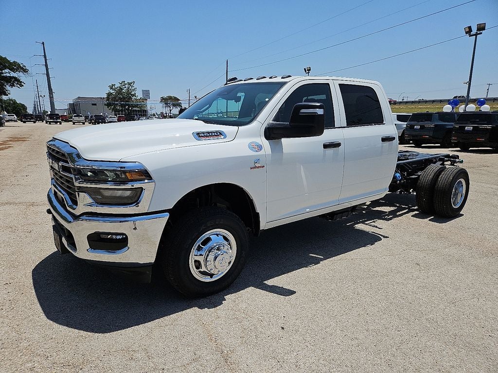 2026 RAM Ram 3500 Chassis Cab RAM 3500 TRADESMAN CREW CAB CHASSIS 4X4 60' CA