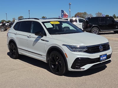 2024 Volkswagen Tiguan 2.0T SE R-Line Black