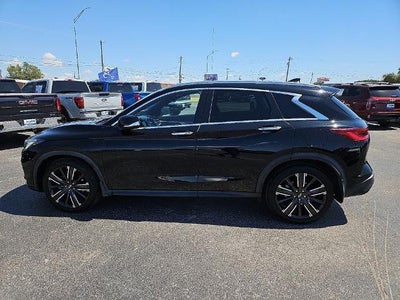 2022 INFINITI QX50 LUXE
