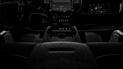 2027 RAM 3500 RAM 3500 LIMITED MEGA CAB 4X4 6'4' BOX