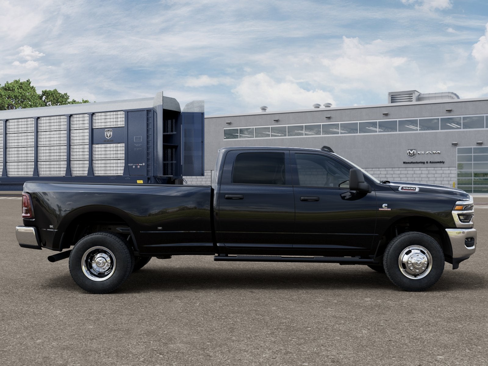 2027 RAM 3500 RAM 3500 TRADESMAN CREW CAB 4X4 8' BOX